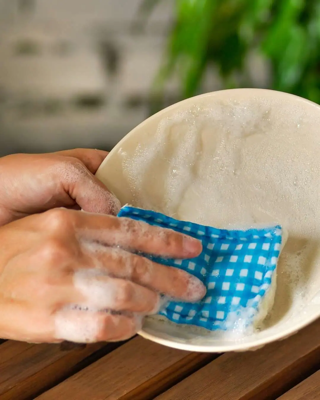 Natural kitchen loofahs are made in collaboration with the One Sky Foundation